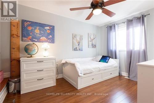 141 Athabaska Road, Barrie, ON - Indoor Photo Showing Bedroom