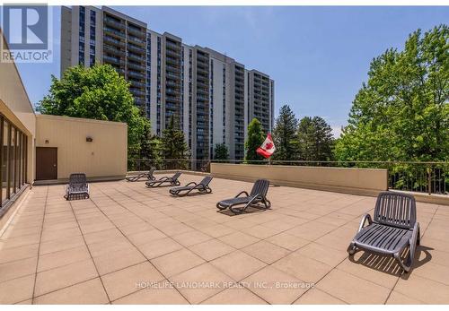 # 1402 - 177 Linus Road, Toronto, ON - Outdoor