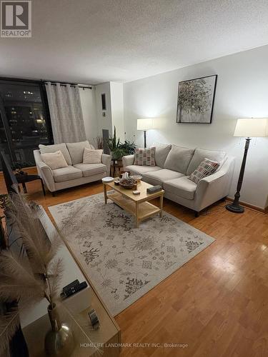 # 1402 - 177 Linus Road, Toronto, ON - Indoor Photo Showing Living Room