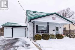 6 KERR CRESCENT  Quinte West (Trenton Ward), ON K8V 2W3