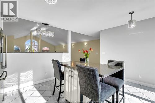4305 Golfcourse Crescent, Windsor, ON - Indoor Photo Showing Dining Room