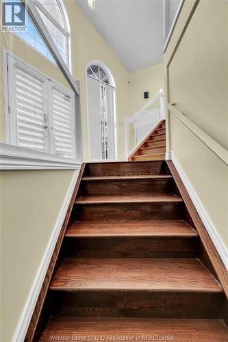 4305 Golfcourse Crescent, Windsor, ON - Indoor Photo Showing Other Room