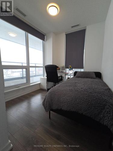 314 - 32 Forest Manor Road, Toronto, ON - Indoor Photo Showing Bedroom