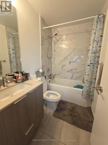 314 - 32 Forest Manor Road, Toronto, ON - Indoor Photo Showing Bathroom