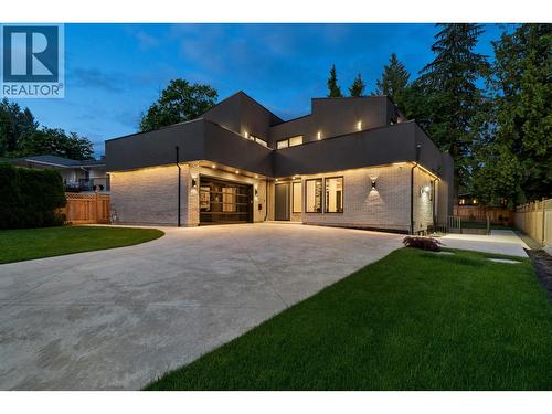 687 POPLAR STREET  Coquitlam, BC V3J 3K7