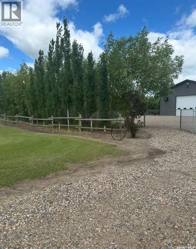 502 508 Railway Avenue E, Maidstone, SK - Outdoor