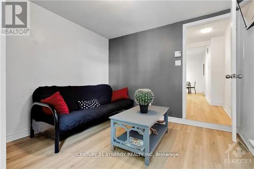 277 St Patrick Street, Ottawa, ON - Indoor Photo Showing Living Room