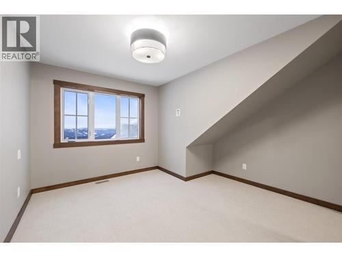 255 Feathertop Way Unit# 88, Big White, BC - Indoor Photo Showing Other Room