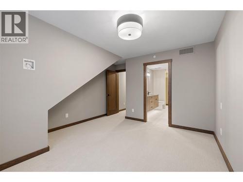 255 Feathertop Way Unit# 88, Big White, BC - Indoor Photo Showing Other Room