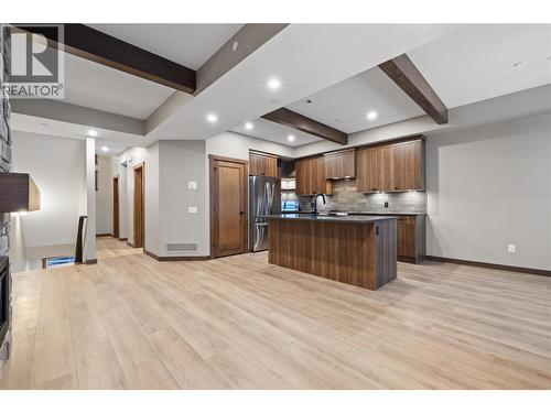 255 Feathertop Way Unit# 88, Big White, BC - Indoor Photo Showing Kitchen