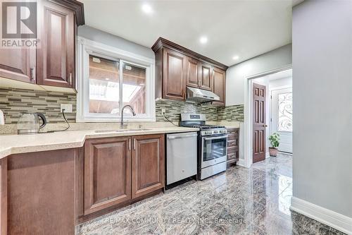 6 Barlow Road W, Toronto, ON - Indoor Photo Showing Kitchen