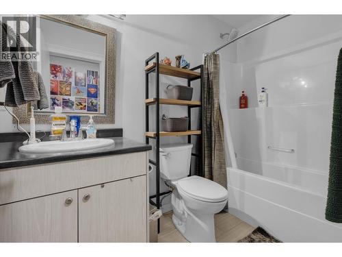 4711 Gannett Road, Prince George, BC - Indoor Photo Showing Bathroom