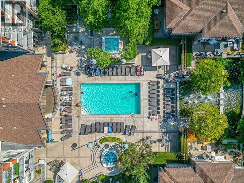 1093 Sunset Drive Unit# 105, Kelowna, BC - Outdoor With In Ground Pool