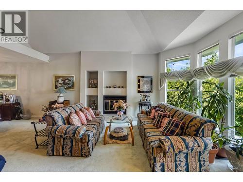 1207 Durant Drive, Coquitlam, BC - Indoor With Fireplace