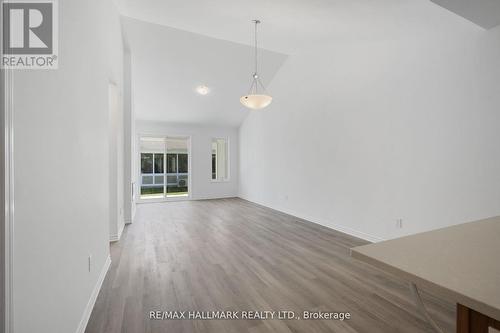 701 Sargeant Place, Innisfil, ON - Indoor Photo Showing Other Room