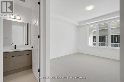 701 Sargeant Place, Innisfil, ON - Indoor