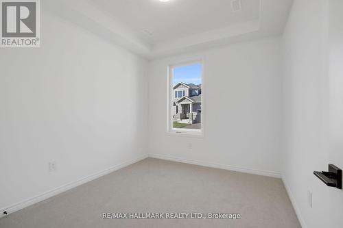 701 Sargeant Place, Innisfil, ON - Indoor Photo Showing Other Room
