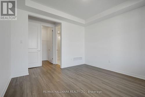700 Sargeant Place, Innisfil, ON - Indoor Photo Showing Other Room