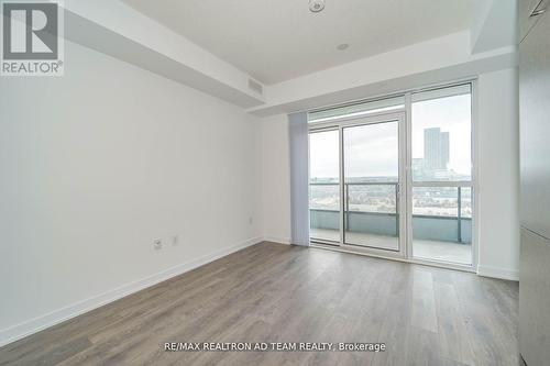 1017 - 38 Honeycrisp Crescent, Vaughan, ON - Indoor Photo Showing Other Room