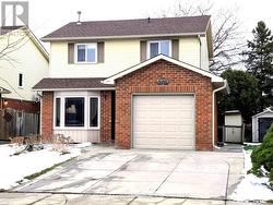 2425 HEADON FOREST DRIVE  Burlington, ON L7M 3K7