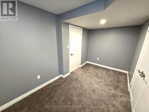 Basement bedroom #2 - 2425 Headon Forest Drive, Burlington, ON - Indoor Photo Showing Other Room