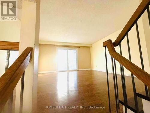 85 Simmons Boulevard, Brampton, ON - Indoor Photo Showing Other Room