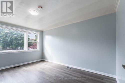 Main - 144 Lake Crescent, Toronto, ON - Indoor Photo Showing Other Room