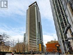 3402 - 18 YORKVILLE AVENUE  Toronto, ON M4W 3Y8