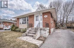 BSMT - 45 GREENOCK AVENUE  Toronto, ON M1G 2Z7