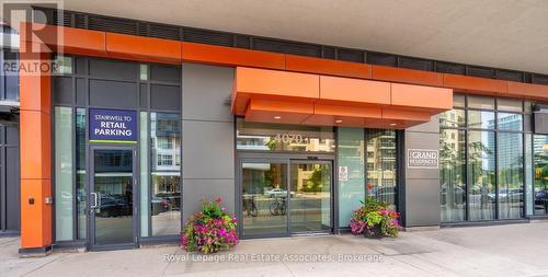 4403 - 4070 Confederation Parkway, Mississauga, ON - Outdoor