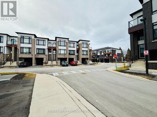 57 - 150 Glendale Avenue, St. Catharines, ON - Outdoor
