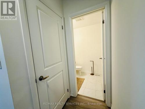 57 - 150 Glendale Avenue, St. Catharines, ON - Indoor