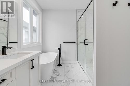 Ensuite - 303 Nancy Street, Dutton/Dunwich, ON - Indoor Photo Showing Bathroom
