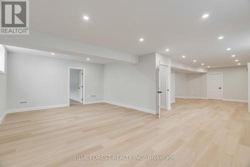 303 Nancy Street, Dutton/Dunwich, ON - Indoor