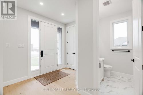 303 Nancy Street, Dutton/Dunwich, ON - Indoor Photo Showing Other Room