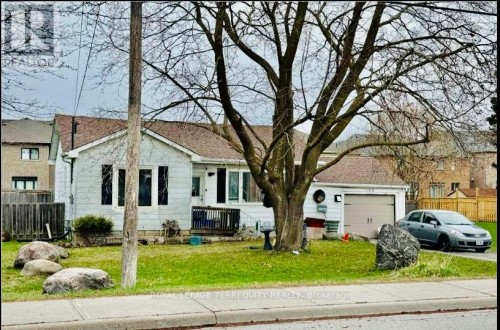166 Church Street, Georgina, ON - Outdoor