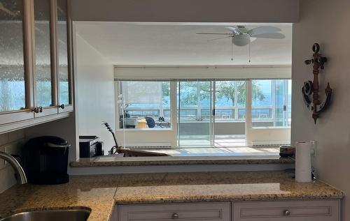 14831 Marine Drive, White Rock, BC - Indoor