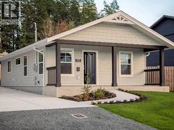 4678 COOK AVE  Powell River, BC V8A 3M3