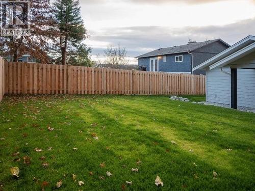 4678 Cook Ave, Powell River, BC - Outdoor