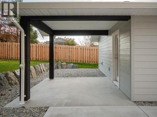 4678 Cook Ave, Powell River, BC - Outdoor With Exterior