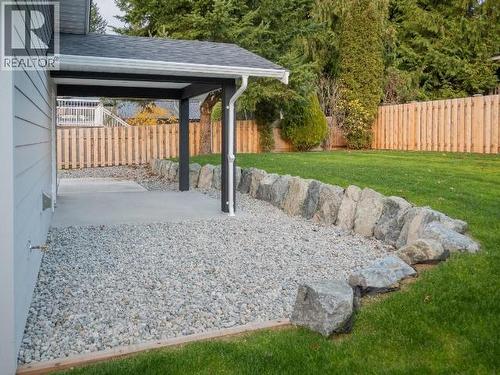 4678 Cook Ave, Powell River, BC - Outdoor