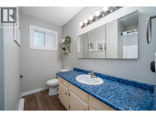4840 Scotty Creek Road, Kelowna, BC - Indoor Photo Showing Bathroom