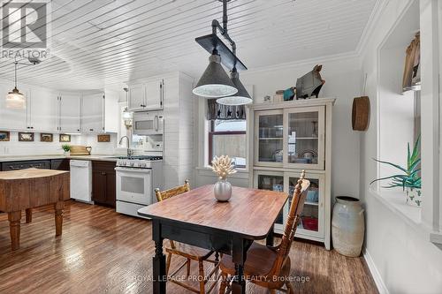 7802 Piccadilly Road, Frontenac (Frontenac Centre), ON - Indoor