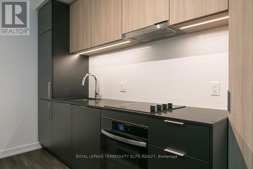 2210 - 89 Church Street, Toronto, ON - Indoor Photo Showing Kitchen