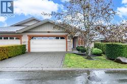 5 2300 Murrelet Dr  Comox, BC V9M 4J2