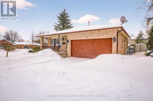 3 Cora Drive, Kitchener, ON - Outdoor