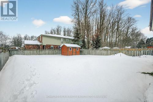 3 Cora Drive, Kitchener, ON - Outdoor