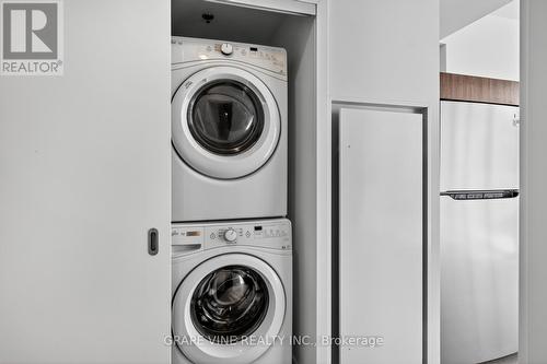 750 - 340 Mcleod Street, Ottawa, ON - Indoor Photo Showing Laundry Room