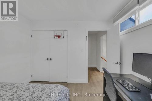 115 - 242 Milestone Crescent, Aurora, ON - Indoor