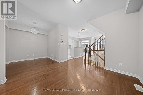 906 Fletcher Circle, Ottawa, ON - Indoor Photo Showing Other Room